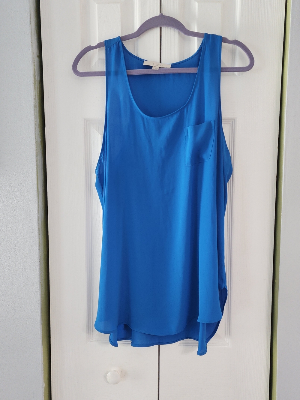 LOFT Vivid Blue Sleeveless Scoop Neck Camisole with Pocket Work Wear Size L